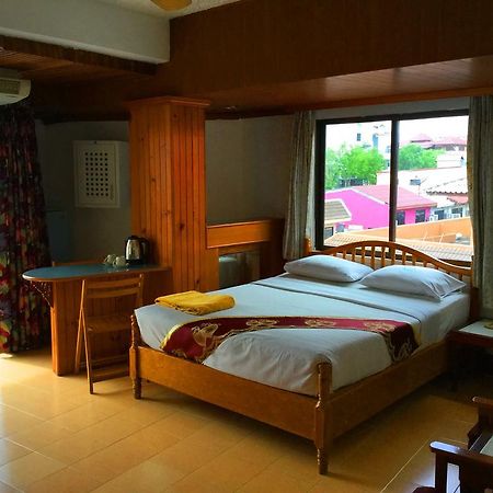 Bliss Mansion Hotel Патая Екстериор снимка