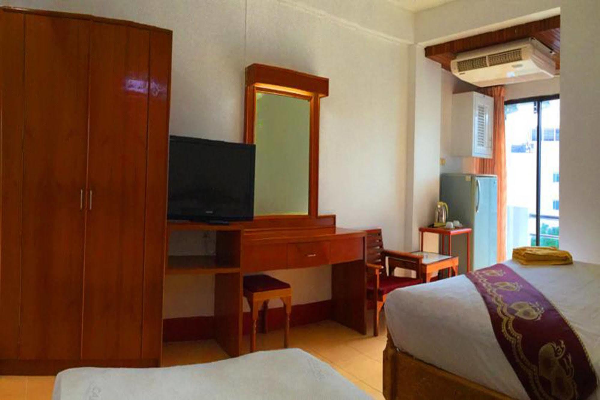 Bliss Mansion Hotel Патая Екстериор снимка